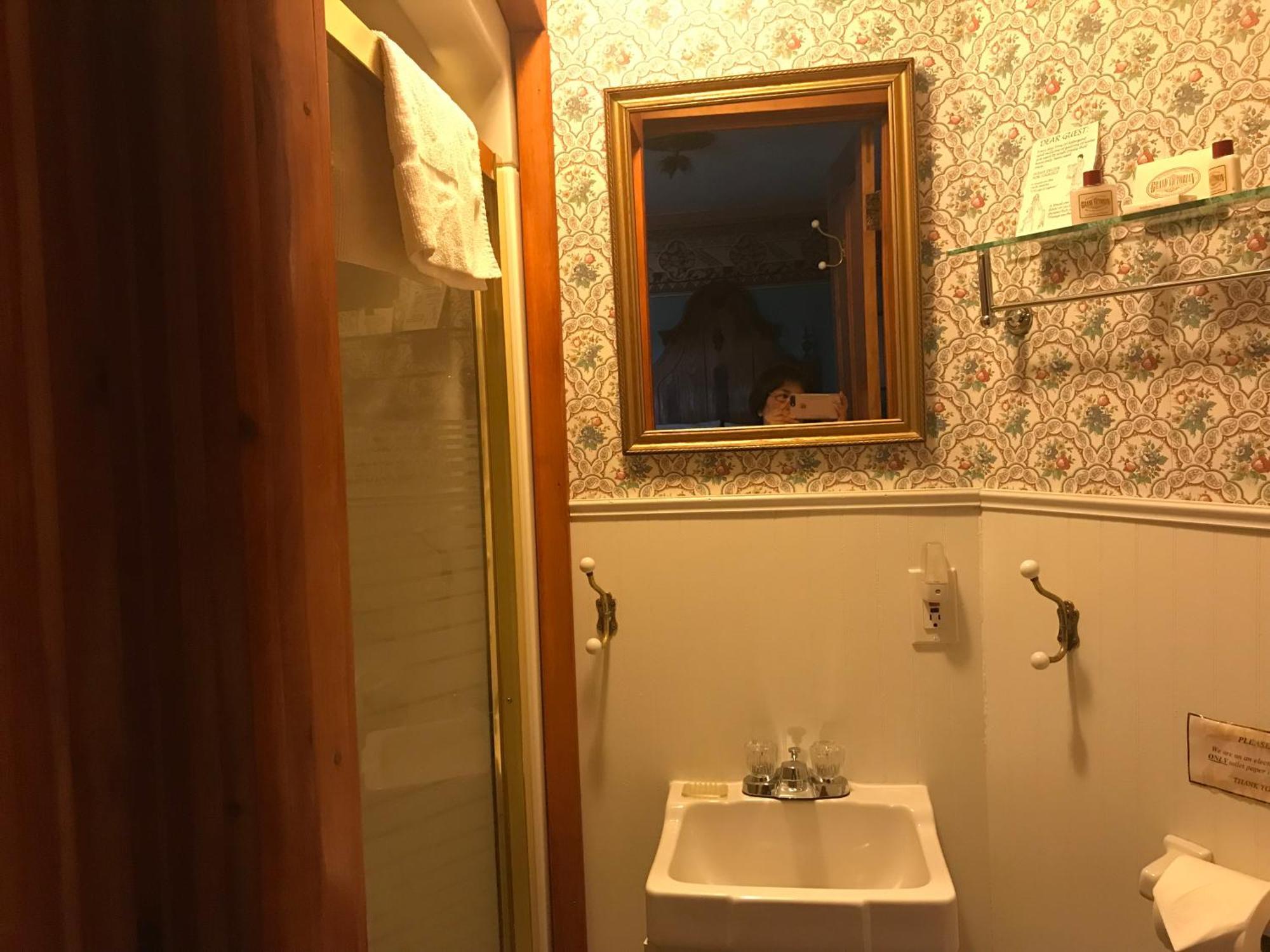 Grand Victorian B&B Inn Bellaire Habitación foto